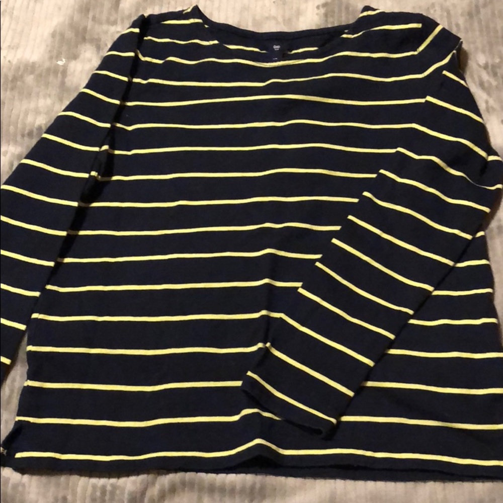 Gap top